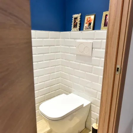 Premium Exclusive - The Barber's House